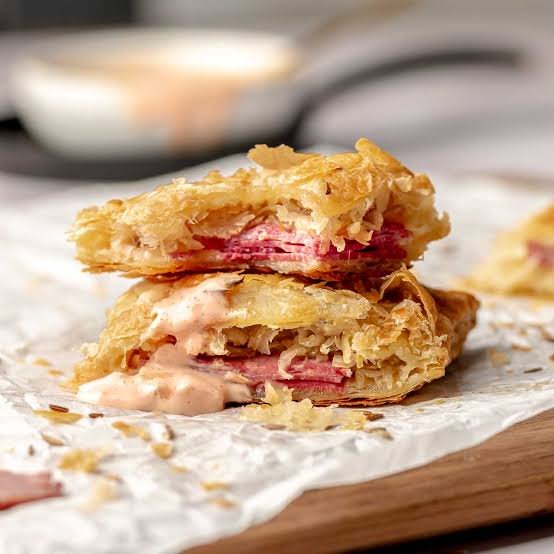 Stuffed Pastrami Puff Pastry Pie